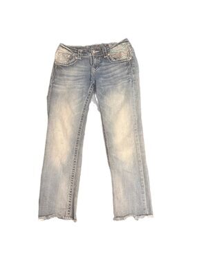 Miss Me Mid-Rise Easy Cropped blue denim jeans with frayed hem